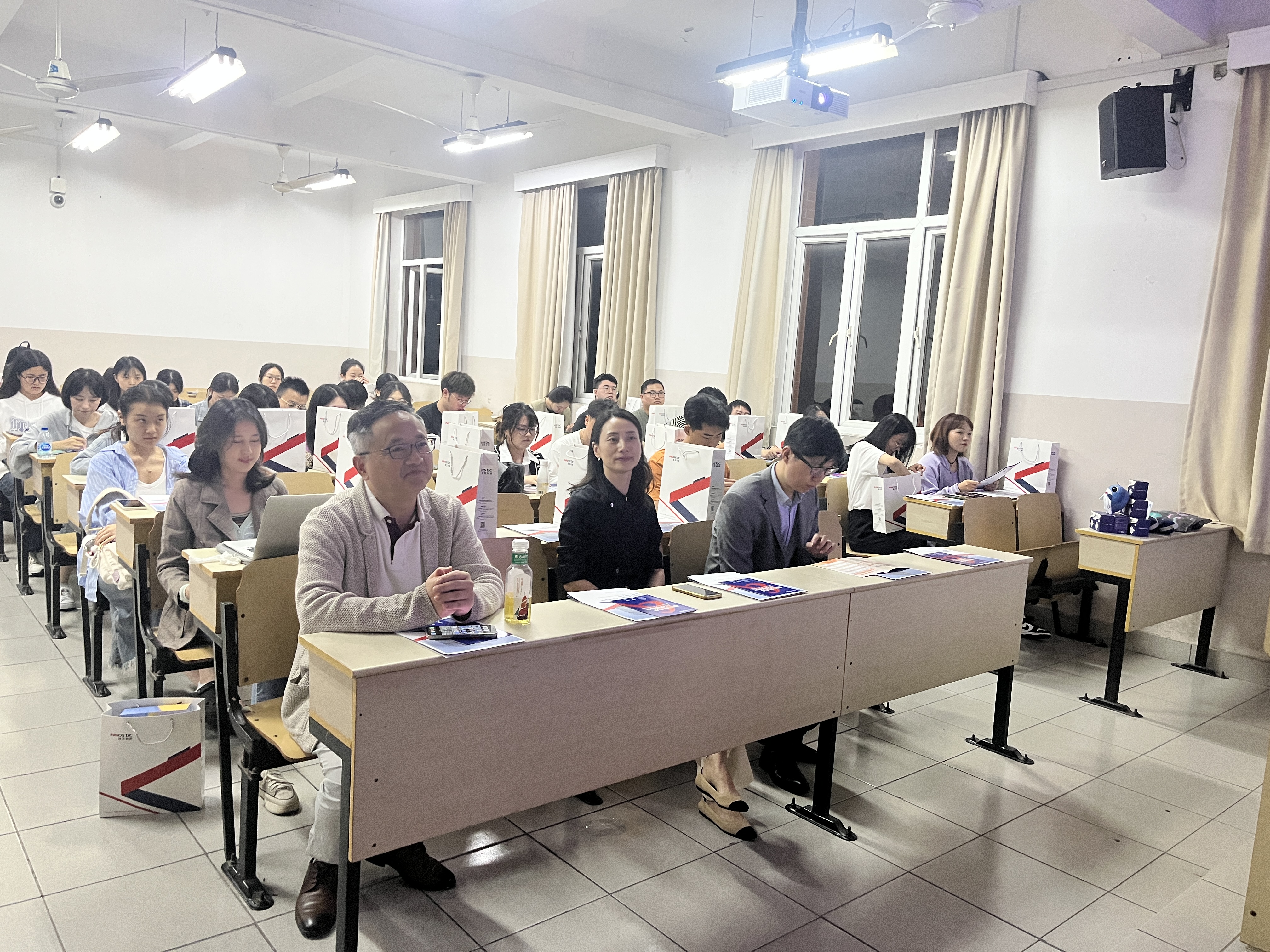 AG8�콢��(�й�����)�������